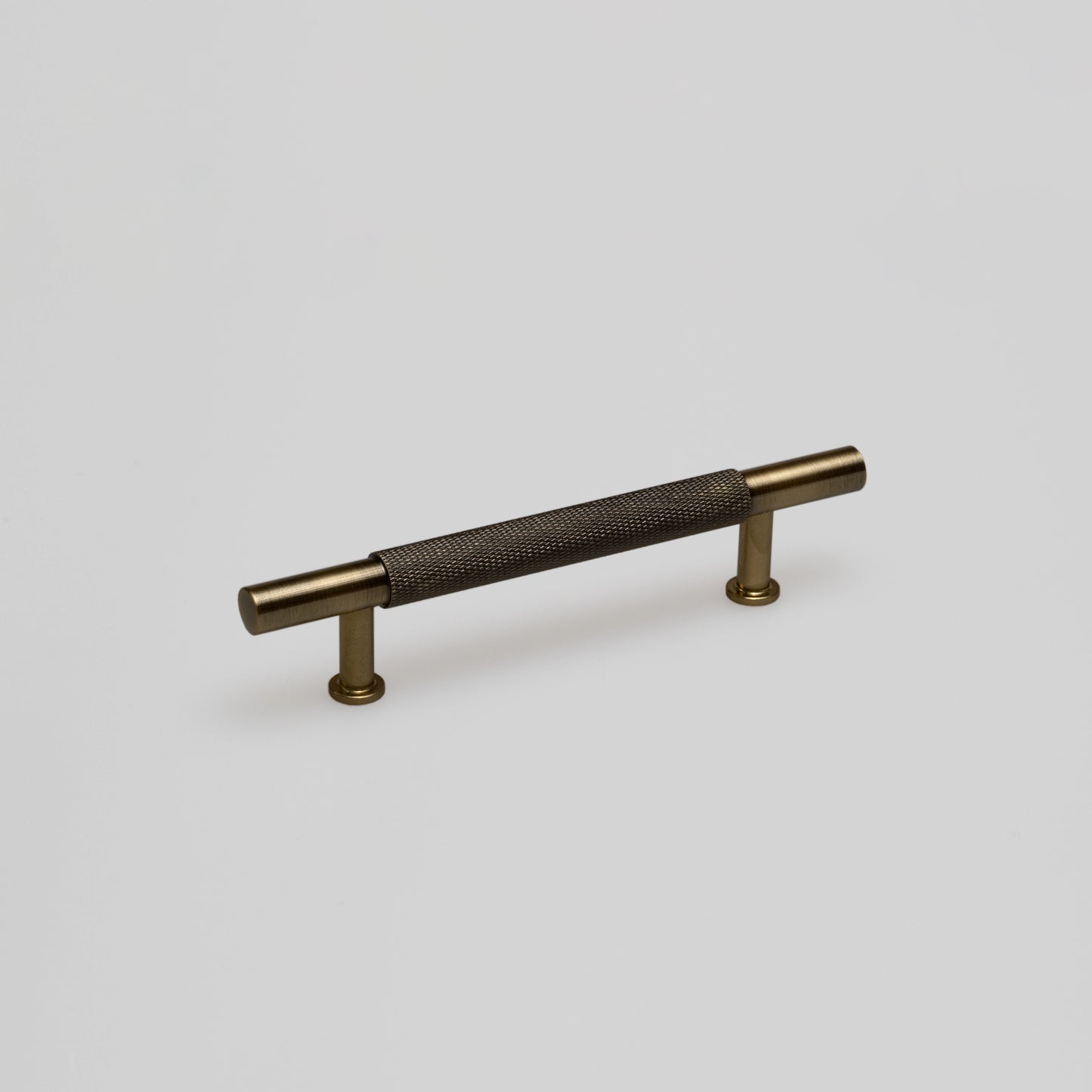 Stockholm håndtak i 96mm antikk messing